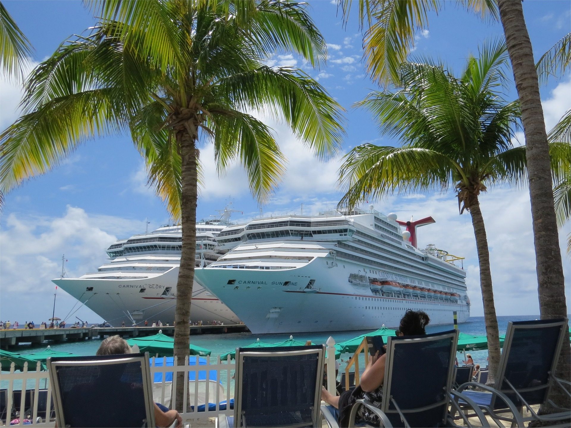 JET CHARTER TO ST. MAARTEN, BAHAMAS