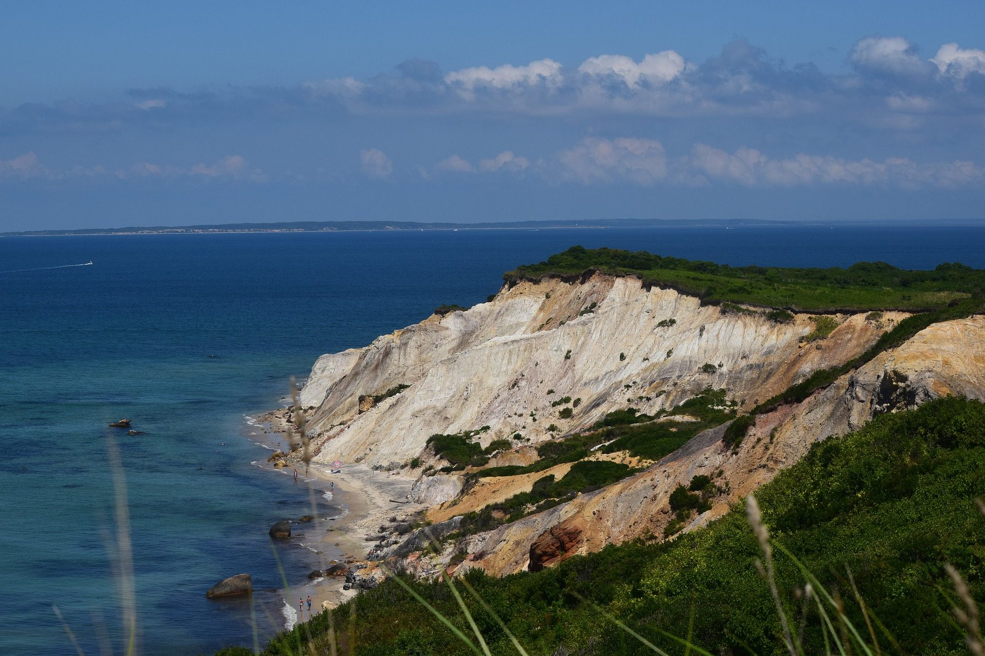 JET CHARTER TO MARTHA'S VINEYARD, MA