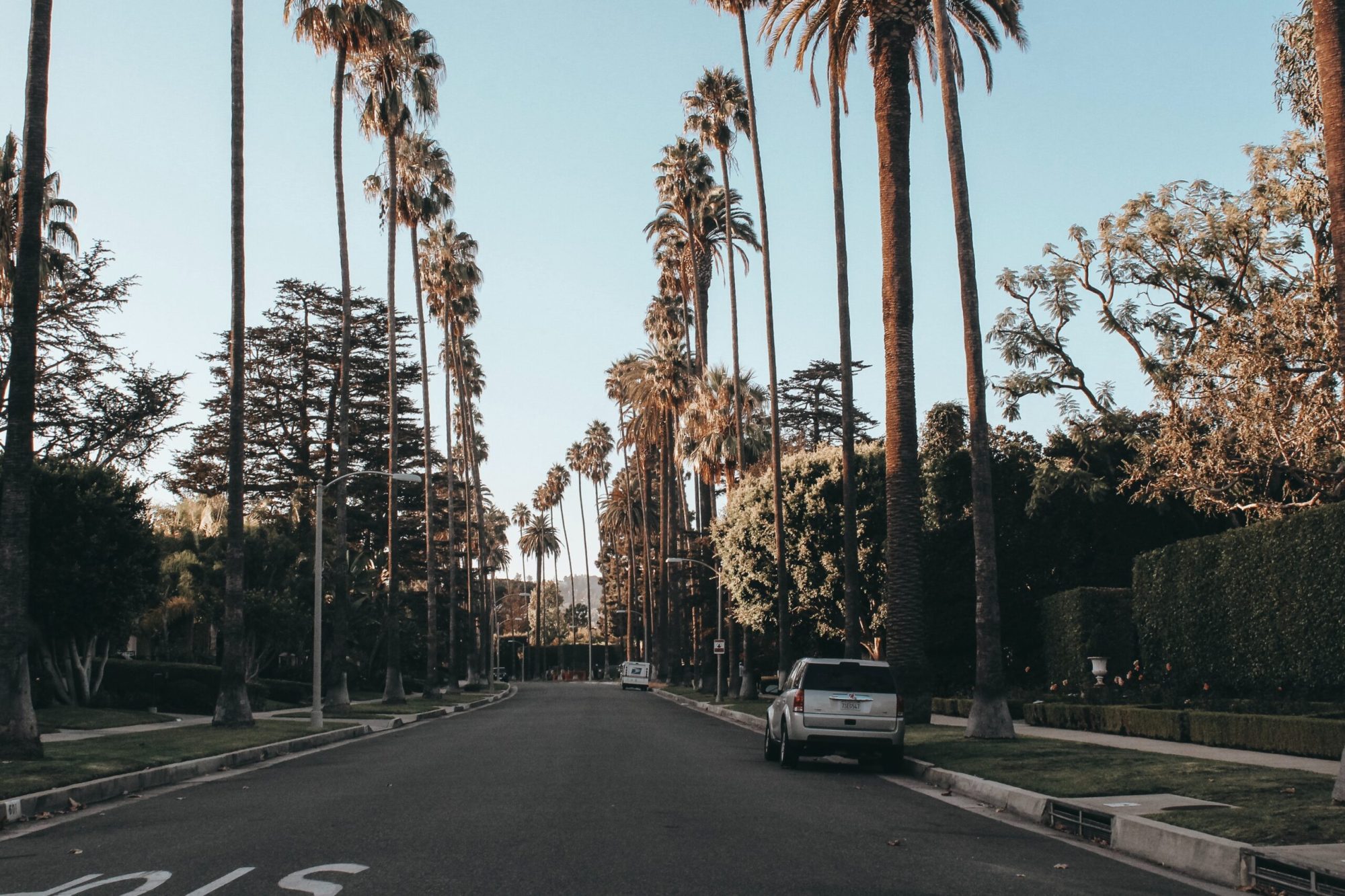 Luxury Private Jet Charter in Los Angeles – The Studio Jet Aircraft Charter Experience