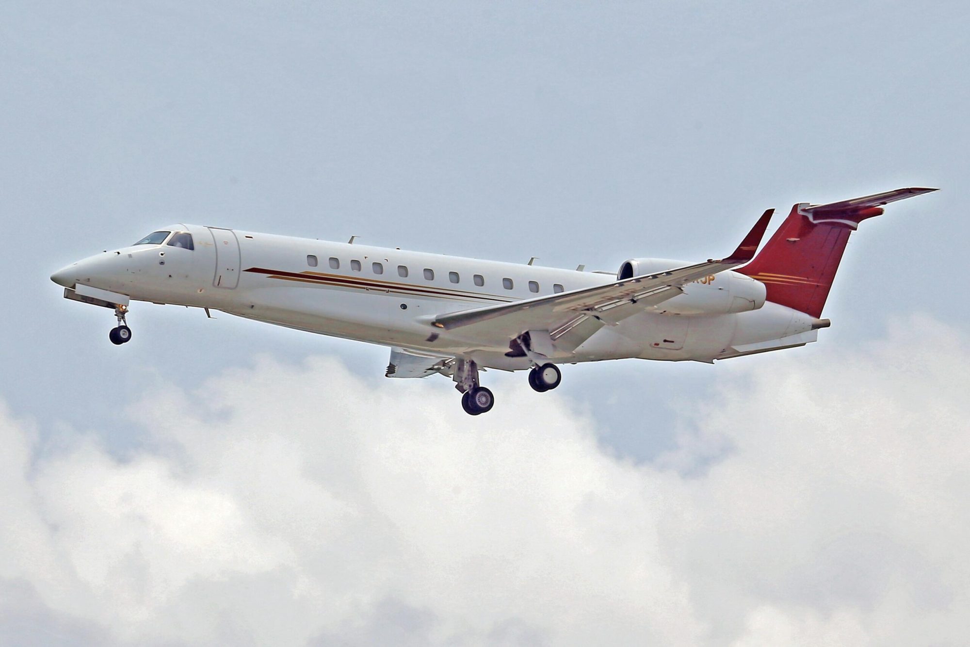How Much Does It Cost to Charter a Private Jet?